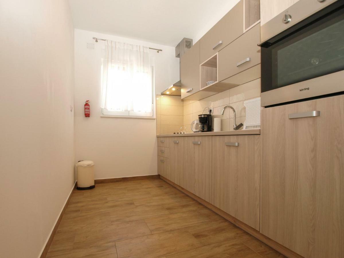 4 Stars Apartments-Pikula فاجانا المظهر الخارجي الصورة