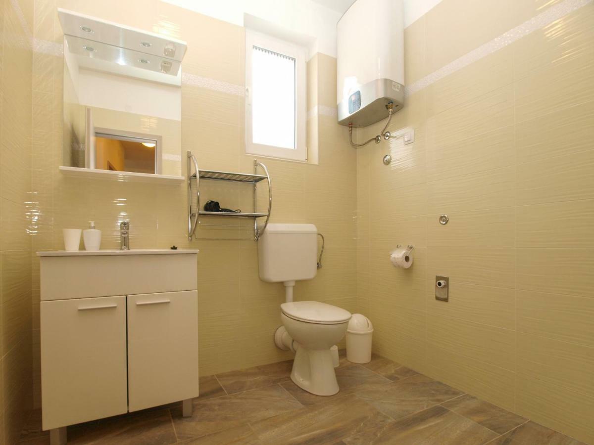 4 Stars Apartments-Pikula فاجانا المظهر الخارجي الصورة