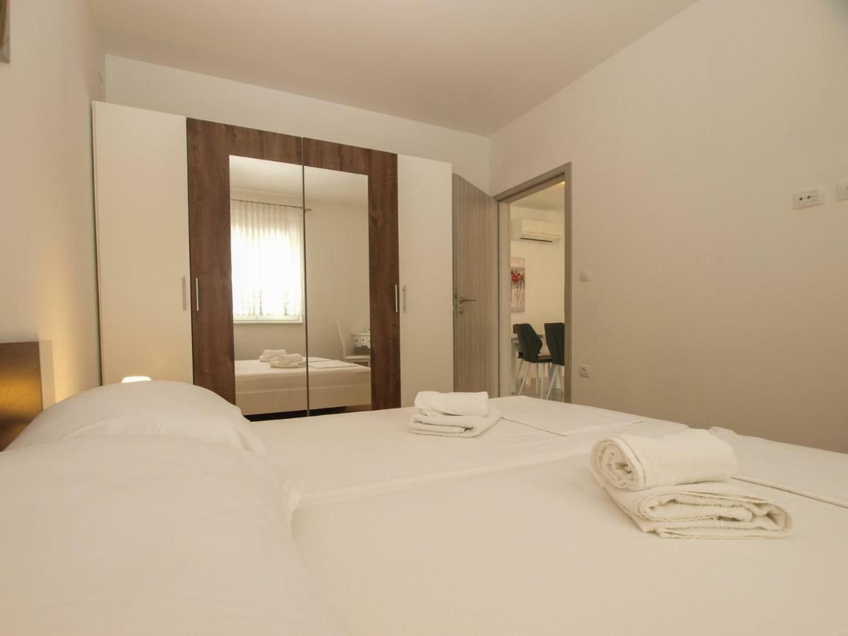 4 Stars Apartments-Pikula فاجانا المظهر الخارجي الصورة
