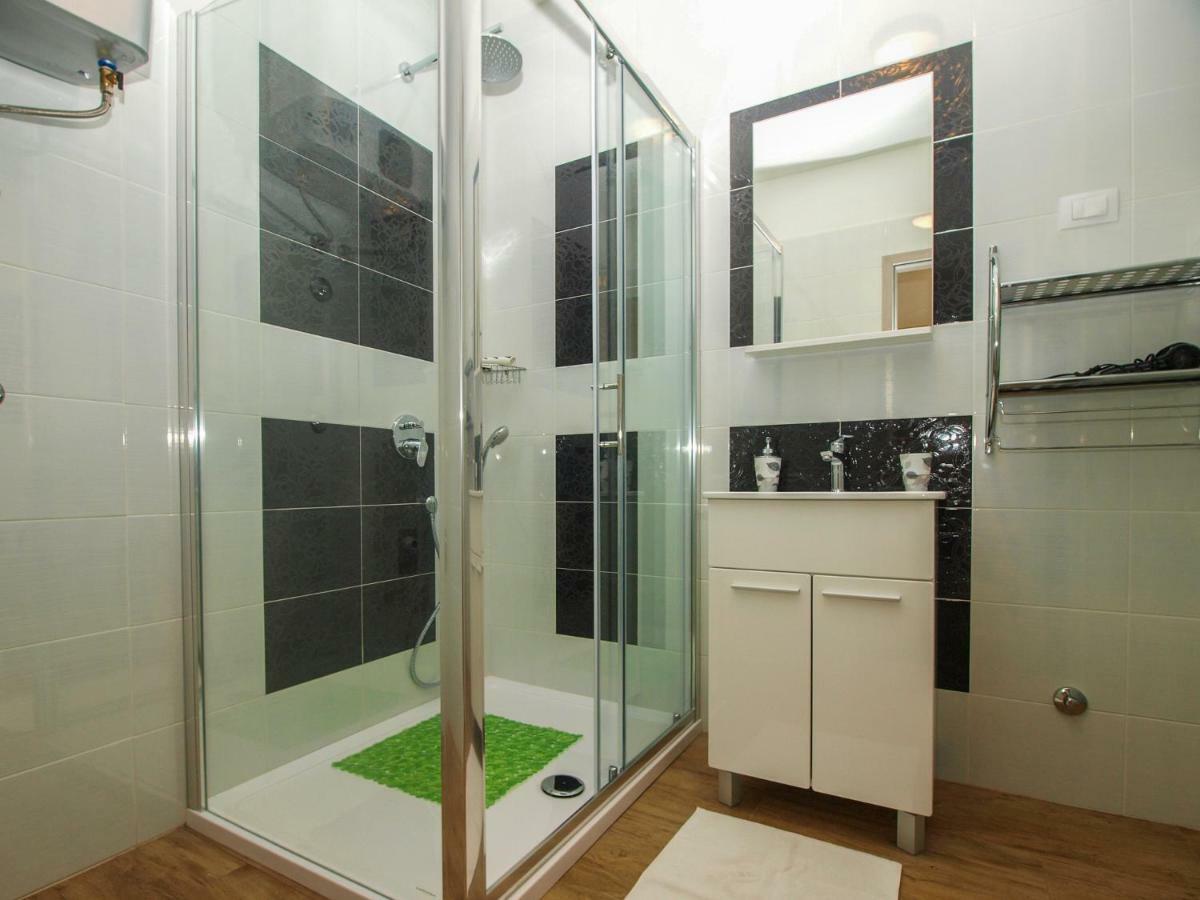 4 Stars Apartments-Pikula فاجانا المظهر الخارجي الصورة