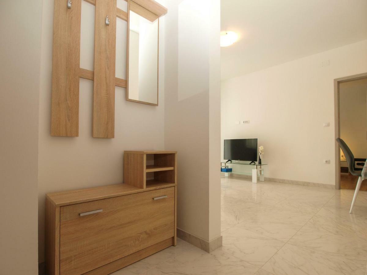 4 Stars Apartments-Pikula فاجانا المظهر الخارجي الصورة