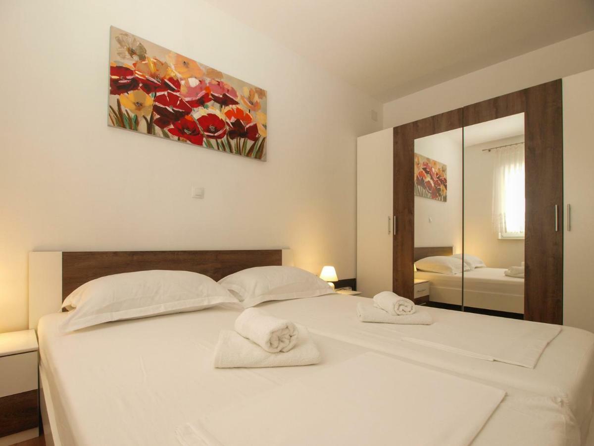 4 Stars Apartments-Pikula فاجانا المظهر الخارجي الصورة